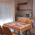 вълчеви بيت ضيافة 4*